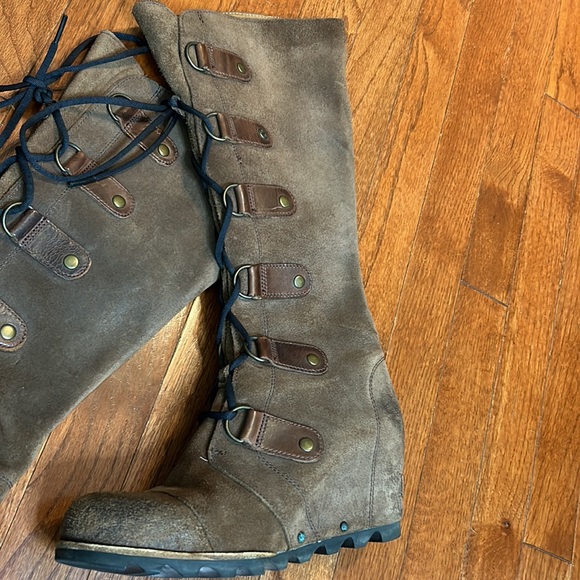 Sorel Leather Lace-up Platform Boots - Picture 14 of 17